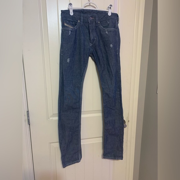 DIESEL Size 27 THANAZ SKINNY JEANS IN PERFECT CONDITION - Picture 4 of 12